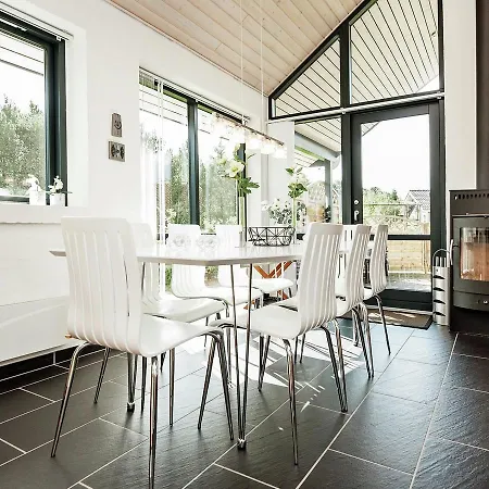 Three-bedroom Holiday In 5 בית נופש Fårvang